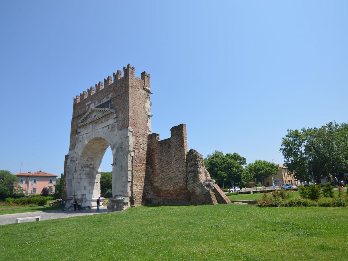 Belvilla By Oyo Graceful Apartment With Garden Petrella Guidi Zewnętrze zdjęcie